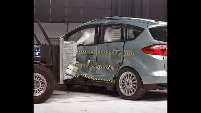 IIHS - 2014 Ford C Max Hybrid - side crash test / GOOD EVALUATION смотреть онлайн