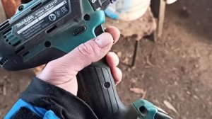 самый худший Шуруповерт makita df331d