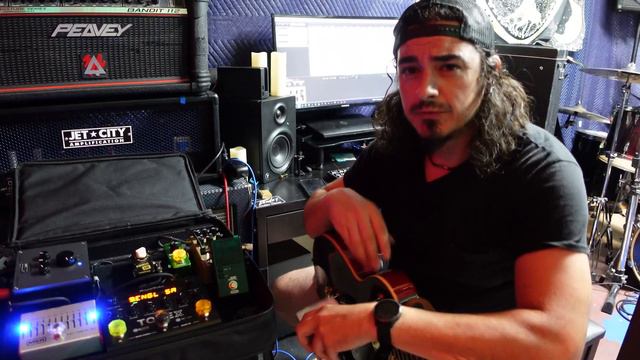 Best cheap pedal tuner ever!!! смотреть онлайн