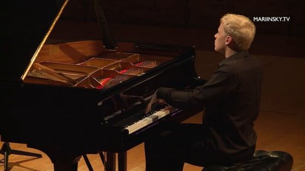 Tchaikovsky: The Seasons: January. At the Fireside (Alexander Malofeev)