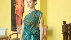 Как надеть сари