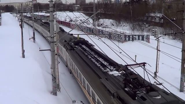 Электропоезд ЭД4м-0461 "Наше Подмосковье" смотреть онлайн