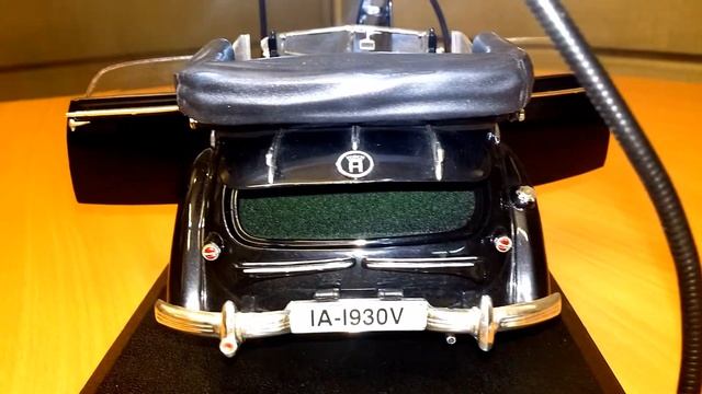 1:18 Ricko Horch 930V + LED LIGHTED Display Case смотреть онлайн