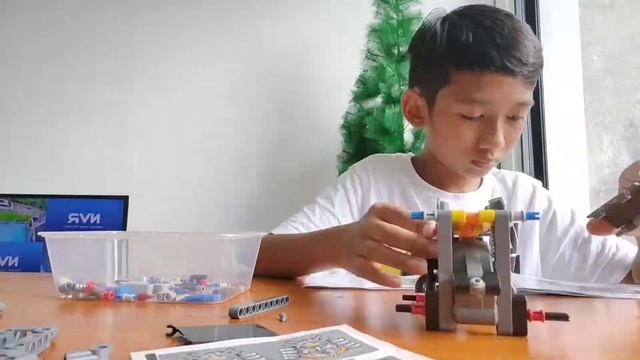 UNBOXING LEGO TECHNIC 42119 смотреть онлайн