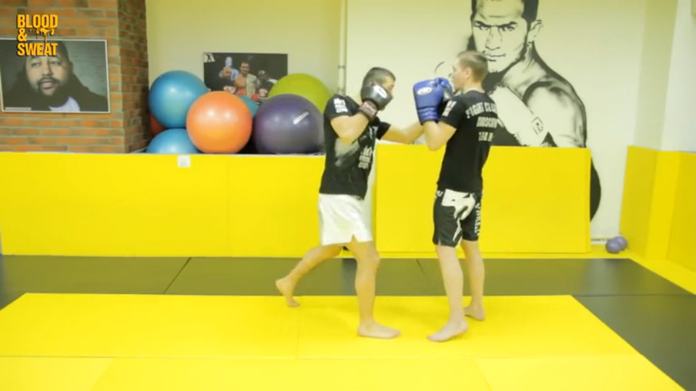 Энрико Гогохия. Муай тай. Работа вторым номером смотреть онлайн