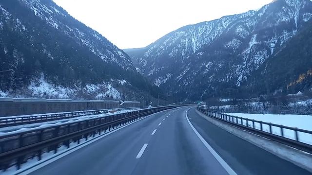 Австрия - Италия, переход Инсбрук, Бреннеро смотреть онлайн