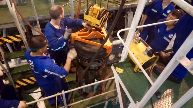 Оверхол главного двигателя момент смотреть онлайн