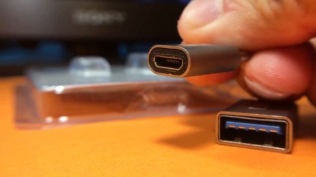 Top MacBook Pro TouchBar Accessories 2016