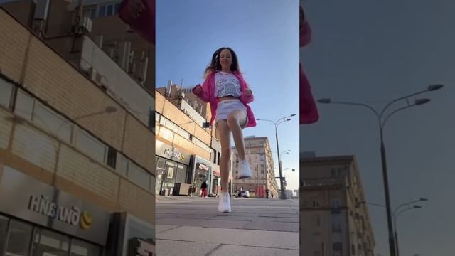 роблокс Квин в ананас идите #Роблокс квин смотреть онлайн