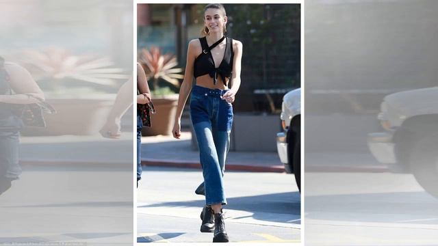 KAIA Gerber joined Kim Kardashian on the train clearly love Boots — see how they wear them смотреть онлайн