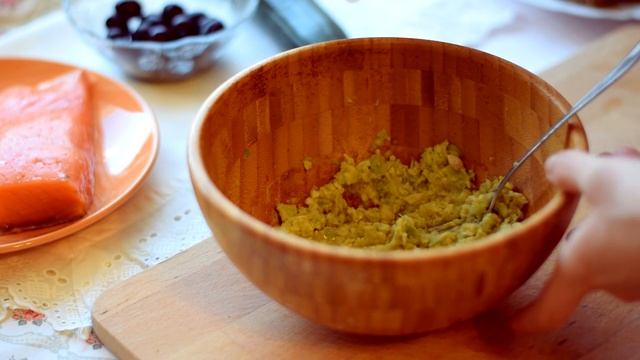 Канапе с авокадо и красной рыбой (на праздничный стол) / Canape смотреть онлайн