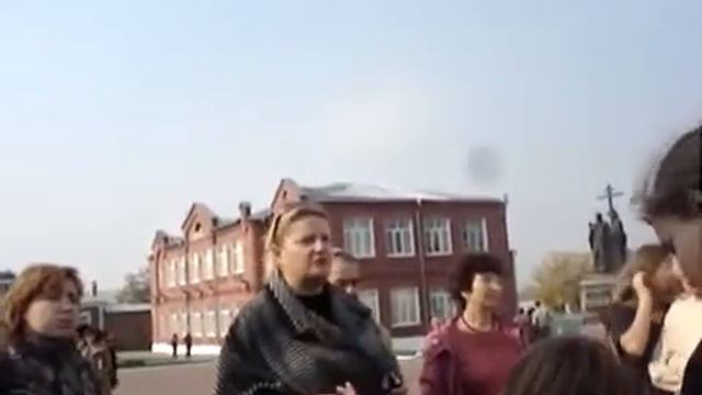 Коломна Объяснить немцам, зачем нам столько храмов смотреть онлайн