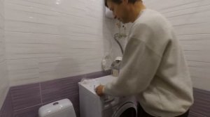 Установка сидения  крышки на унитаз правильно