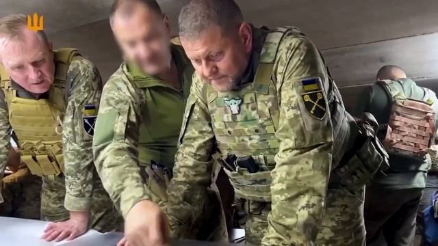 [ Альбом ]
Сегодня после весьма долгой паузы украинская сторона предоставила видео с Залужным. Залуж смотреть онлайн