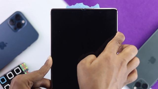 Fixed- Samsung Galaxy Fold Touch Screen Not Working! смотреть онлайн