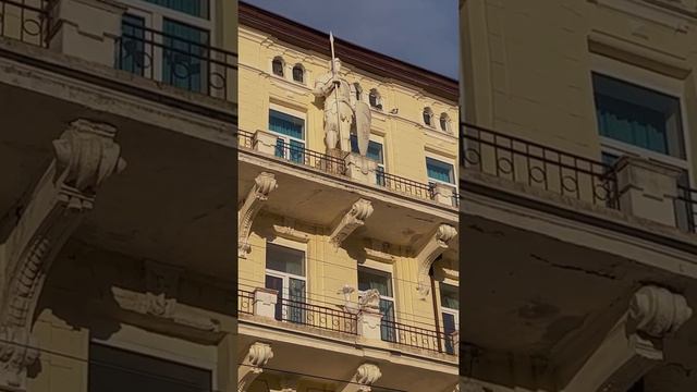 Земля, которая хранит в себе тайны смотреть онлайн