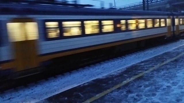 ЭР9М-519 | 6671 Святошин - Немешаево смотреть онлайн