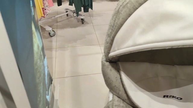 Как не сойти с ума в декрете / Детский шоппинг - Вырвалась в люди / НЕудобства с коляской / Парк смотреть онлайн