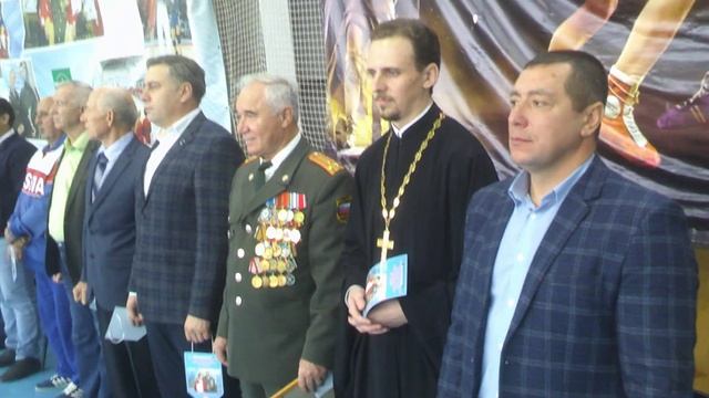 Черлидеры зажигают... смотреть онлайн