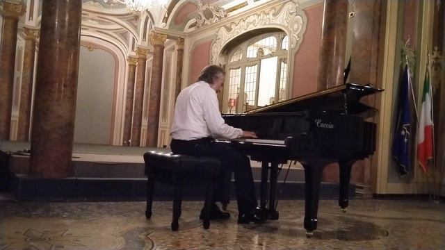 Salone Estense 18 07 2022 Chopin Notturno op. 15 n. 2 Pianista Marcello Pennuto смотреть онлайн
