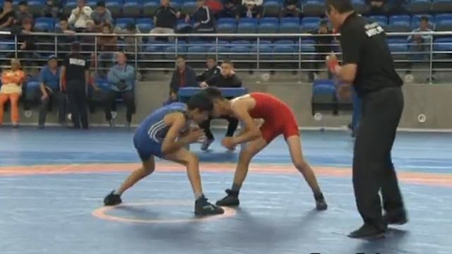 Борьба гр-римская. Перв.Кыргызстана-2017 (кадеты). 46 кг 1\16 Санжарбек Казиев-Давид Сулуев смотреть онлайн