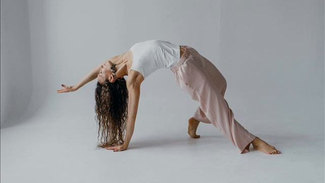 СПОКОЙНАЯ МУЗЫКА ДЛЯ ЙОГИ,МЕДИТАЦИИ И СНЯТИЯ СТРЕССА!Music for yoga and meditation смотреть онлайн