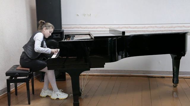 Кузовкина Софья.10 лет. И.С.Бах.Трёхголосная инвенция си минор смотреть онлайн