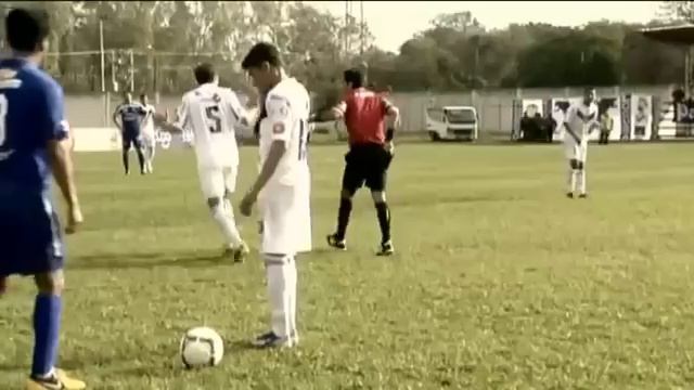 Angriest Referee Ever - 4 Red Cards. Must watch ! - 1080p смотреть онлайн