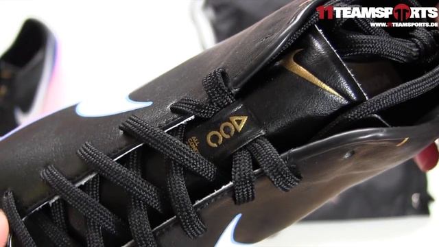 New Cristiano Ronaldo Boots: Nike Mercurial Vapor 8 - CR7 Edition (11teamsports.de) - TSU Unboxing смотреть онлайн