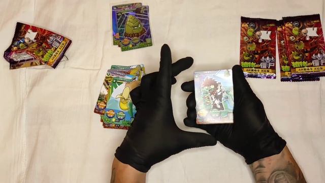 Распаковка коллекционных карточек / бустеров. Растение против зомби. AliExpress Выпуск №1 смотреть онлайн