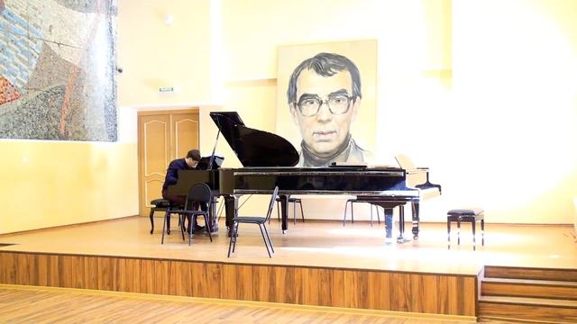 Егор Савельянов - первая соната для фортепиано. Часть первая. смотреть онлайн