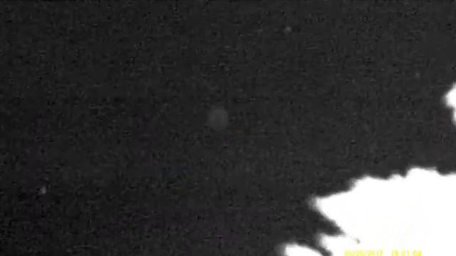 UFO REACT'S TO LASER REMASTERED, Slow Motion,Frame Stills. Amazing!! смотреть онлайн