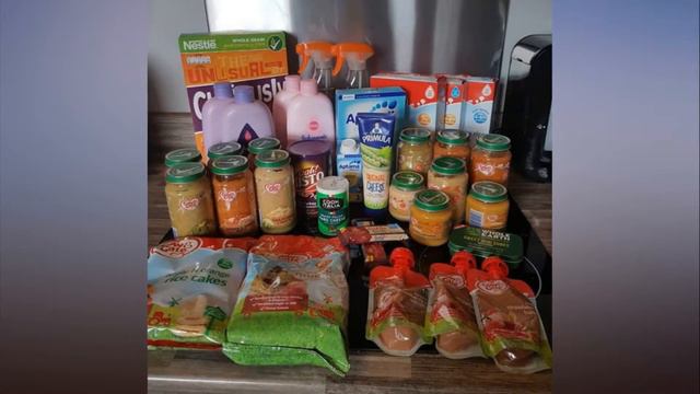Bargain hunter explains how she bagged lavish Christmas for £3 20 смотреть онлайн