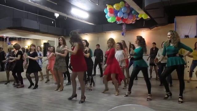 Бачата Доминикана мастер класс | QB Studio | Людмила Решетникова смотреть онлайн