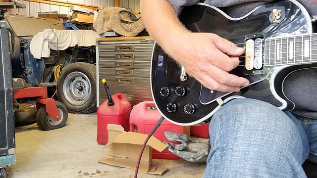 Unboxing Gibson Les Paul Custom from Demo Shop смотреть онлайн