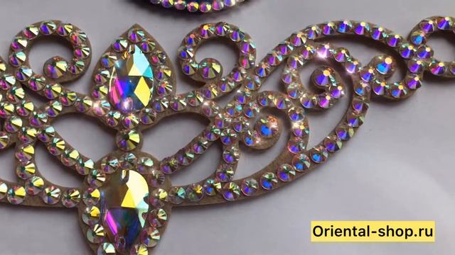 украшения на уостюм со стразами