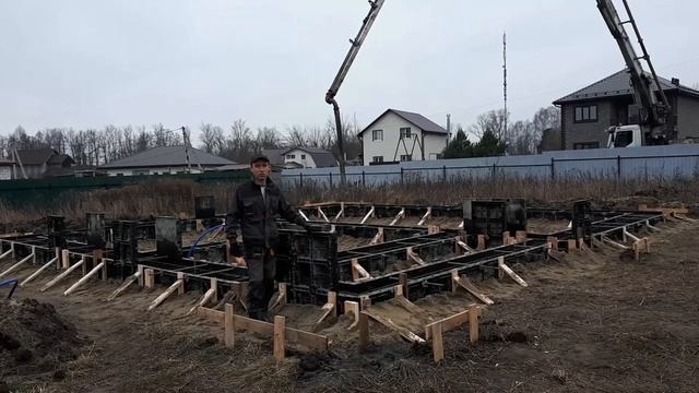 Свайно-ростверковый фундамент для дома из газобетона. Раменский район. смотреть онлайн