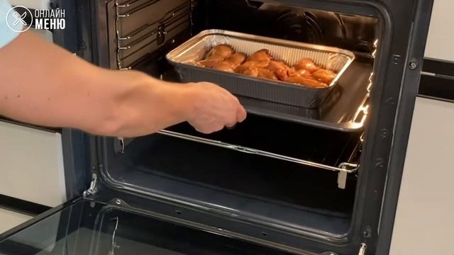 Медово-соевые крылышки в духовке смотреть онлайн