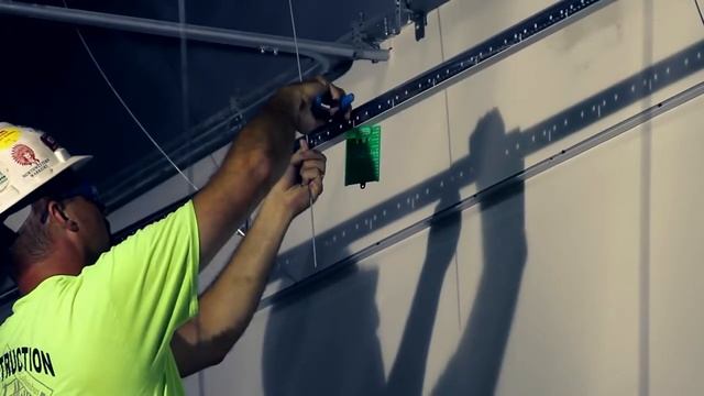 Spectra Precision LT58 The Go To Ceiling Laser from Contractors-Tools.com смотреть онлайн