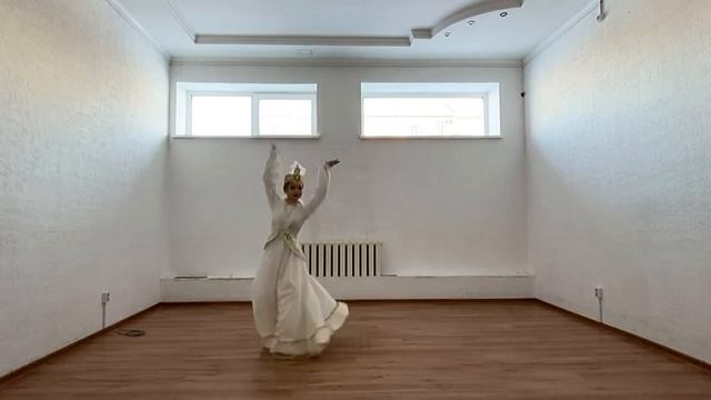 Казахский танец “Аққу” смотреть онлайн