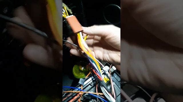 как подключить китайскую магнитолу mazda3 bk,подключение кнопок на руле смотреть онлайн