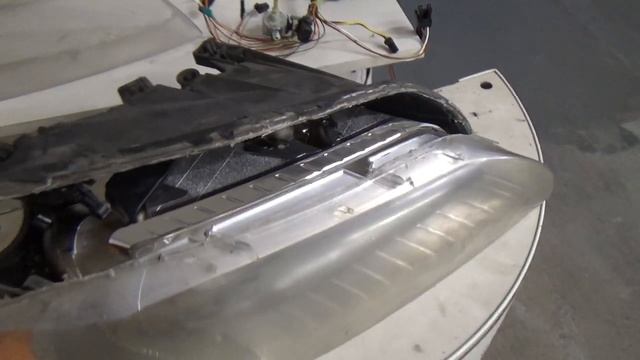 VOLVO V70 (XC70) -светодиодные фары вместо галогена. смотреть онлайн