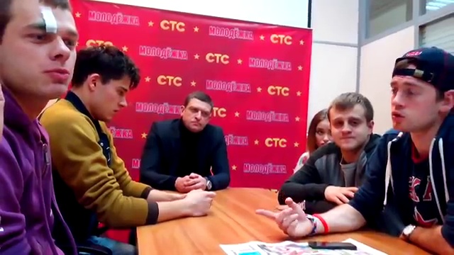 Юлия Маргулис. Cериал СТС «Молодежка»- встреча с главными звездами-актерами сериала(1) (1) смотреть онлайн