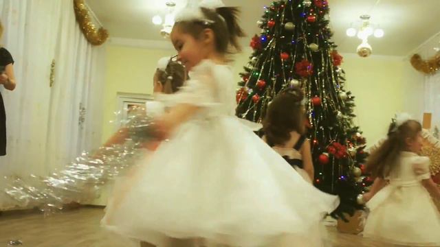 Новый год у Подсолнухов смотреть онлайн