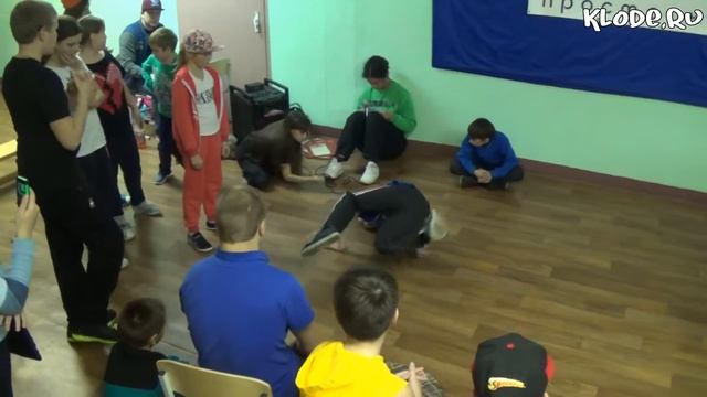Выход Макса (1-й батл по брэйку и хип-хопу КлоДэ) смотреть онлайн