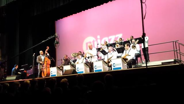 Christian Mcbride & His BIG Band смотреть онлайн