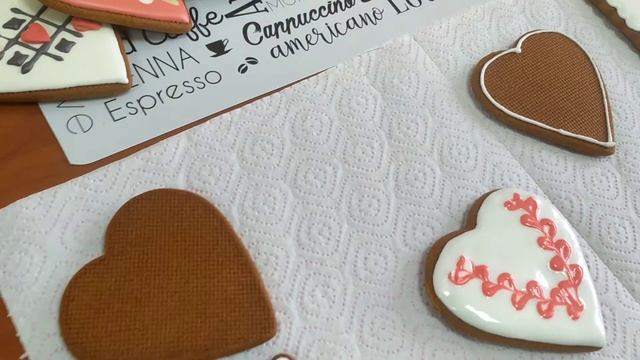 Пряники вкусняшки расписные))) Готовимся ко Дню влюбленных. Мастер-класс по росписи пряников смотреть онлайн