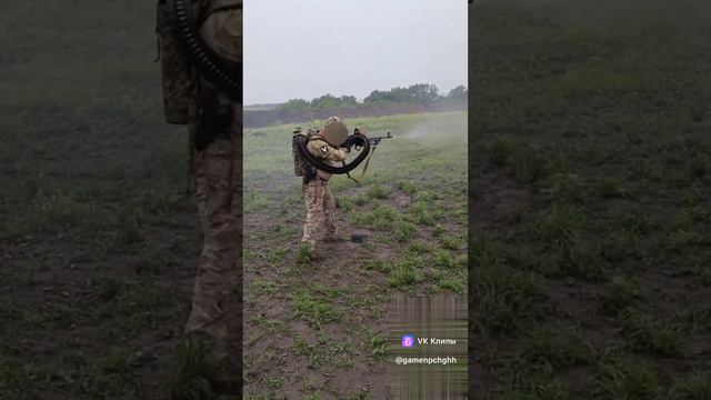 Боец с системой бесперебойной подачи ленты "Скорпион" смотреть онлайн