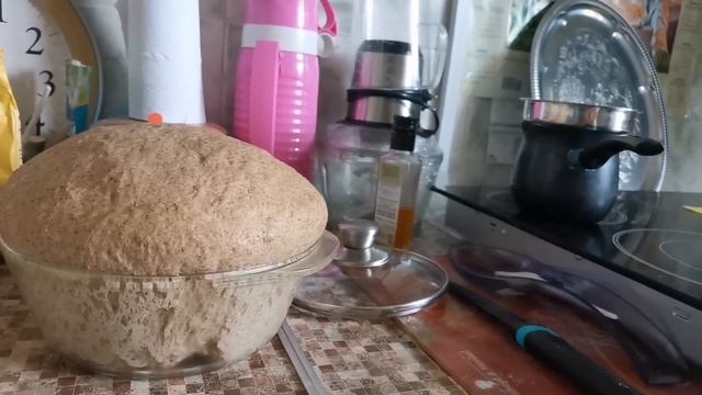 пеку ржаной хлеб /кто работает, тот ест?о нас, о женщинах пчёлках#биробиджан #домашняякухня #хлеб смотреть онлайн