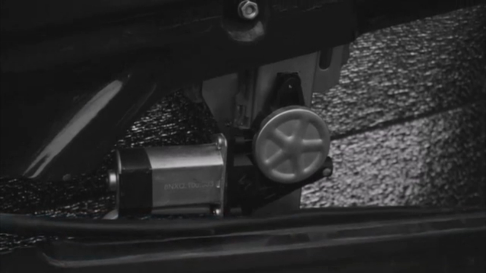 Установка электростеклоподъемников "ФОРВАРД" на ВАЗ-2110 смотреть онлайн